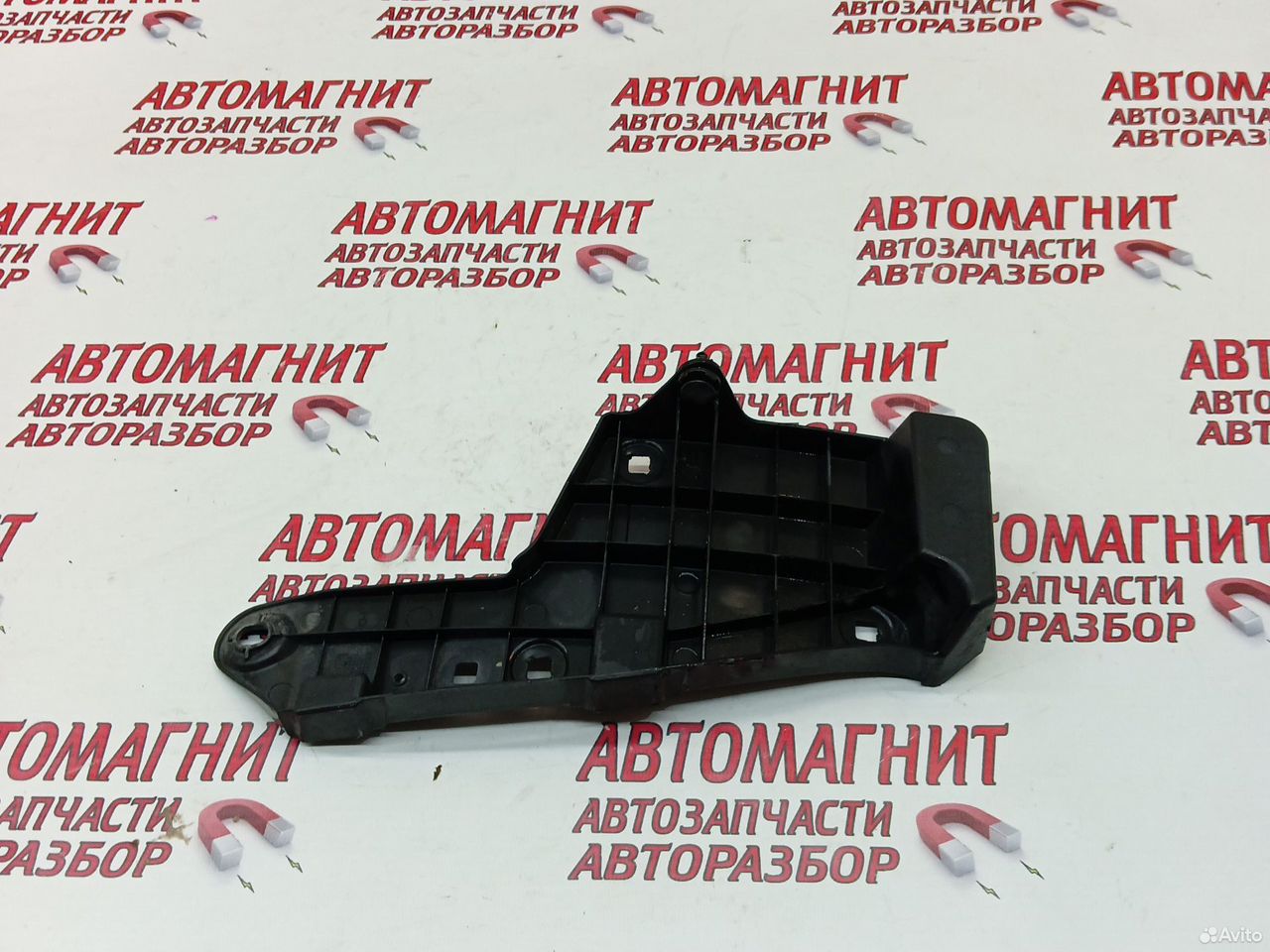 Кронштейн заднего бампера левый Тойота Камри 70