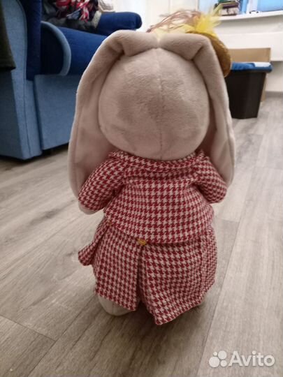 Зайка Ми 32 см в твидовом костюме