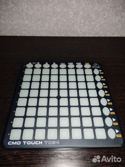 Behringer cmd touch tc64