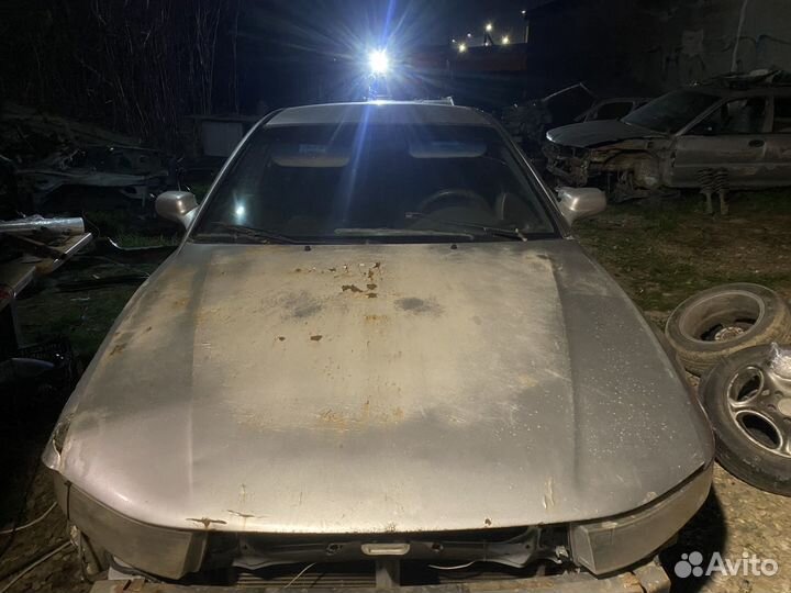 Mitsubishi Galant 8 американка 2003 год Запчасти