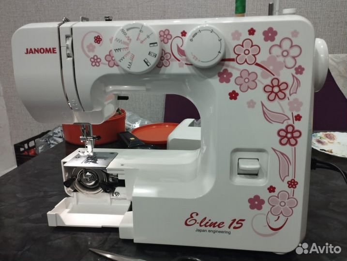 Швейная машина Janome e-line 15
