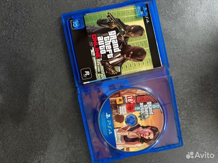 Диск GTA 5 на PS4