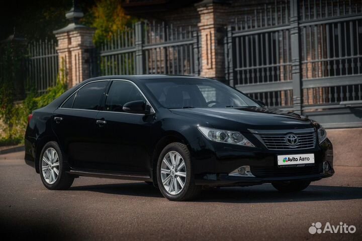 Toyota Camry 2.5 AT, 2014, 197 368 км