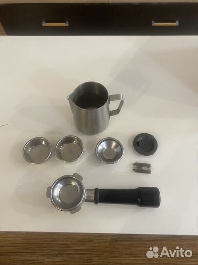 Кофемашина bork c803