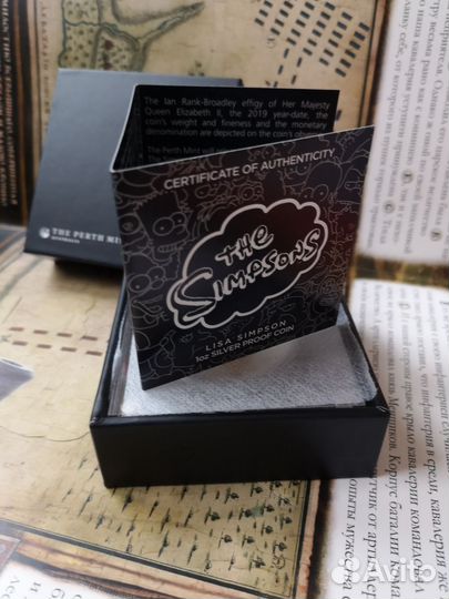 Монета серебро Лиза Симпсон