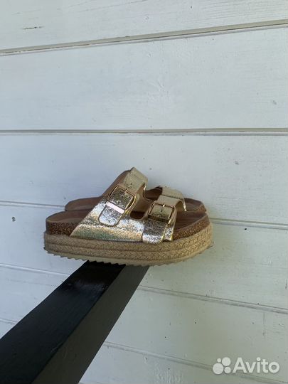 Босоножки для девочки