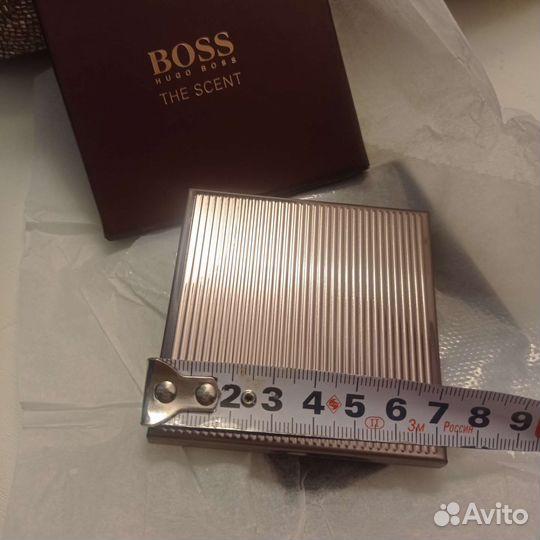 Hugo Boss зеркальце для сумочки оригинал