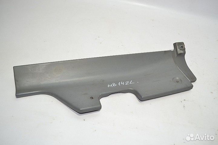 Накладка переднего бампера, левая mercedes-benz Ac