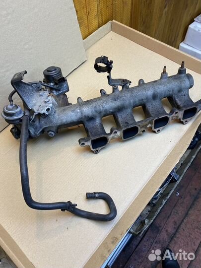 Впускной коллектор Nissan Pathfinder yd25ddti