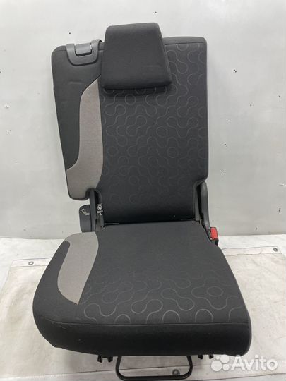 Сиденье заднее Citroen C3 Picasso 2010
