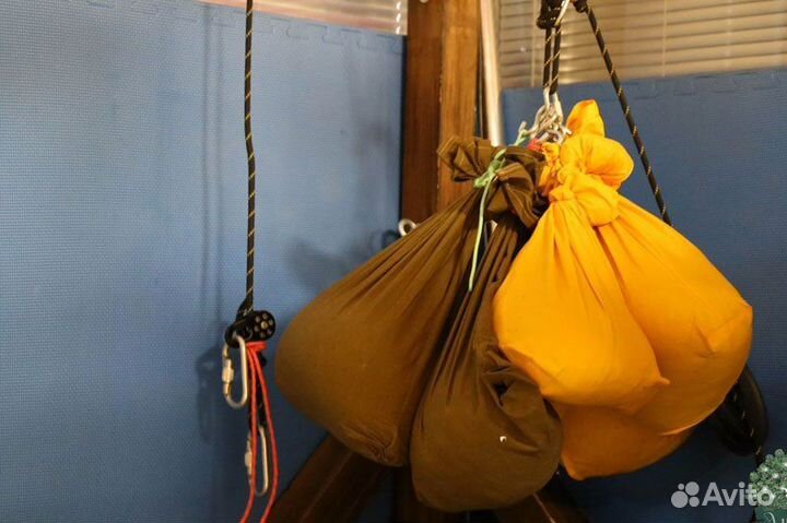 Тренажер правило деревянный с грузами и лебедкой