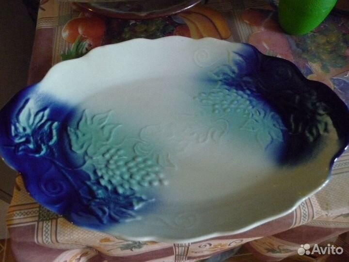 Большое красивое блюдо