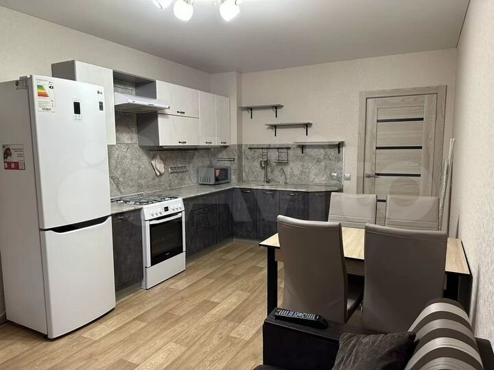 1-к. квартира, 38 м², 10/10 эт.