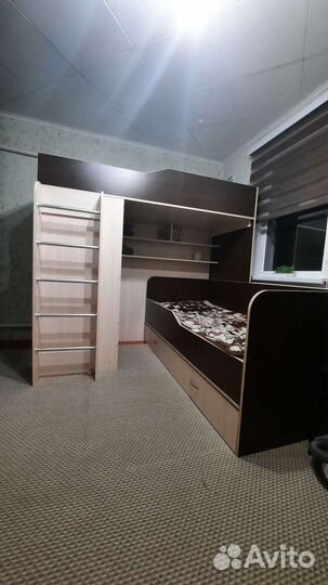 Двухъярусная кровать бу с матрасами