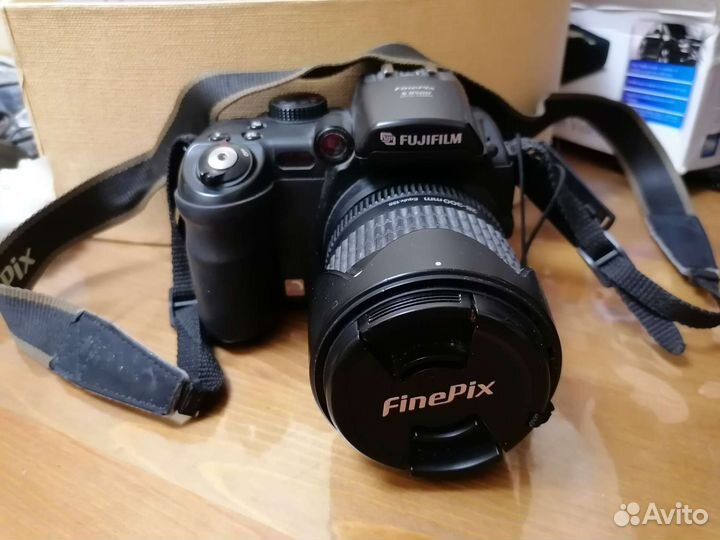 Зеркальный фотоаппарат