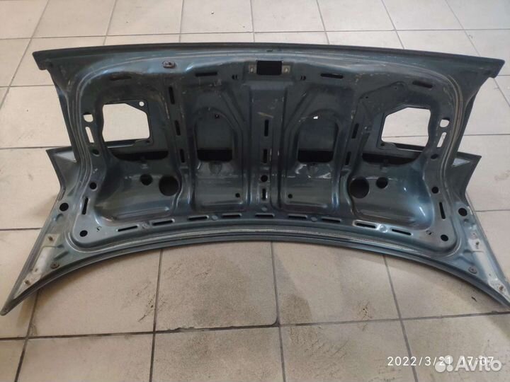 Крышка на багажник Ауди 80 В3