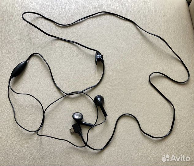 Наушники samsung