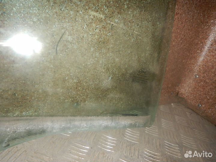 Стекло двери задней правой, Ford (Форд) -focus 3