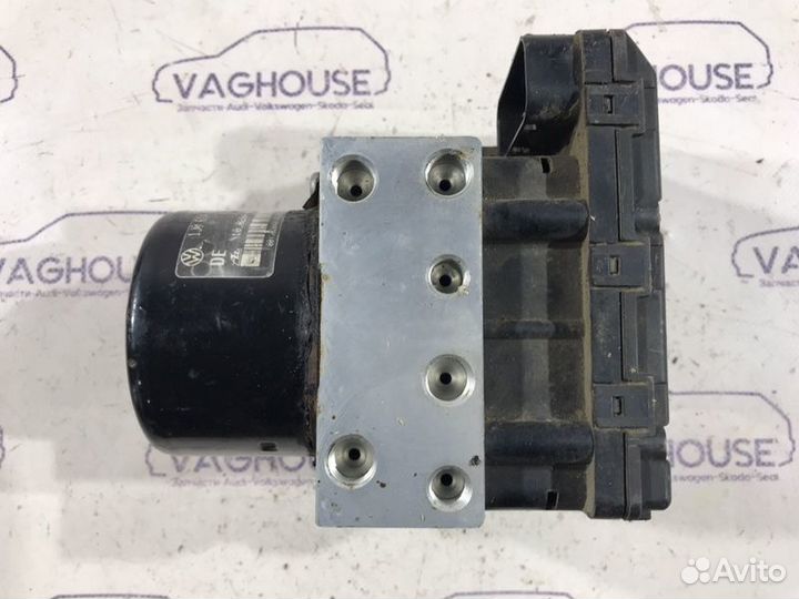 Блок abs Volkswagen Golf MK4 2000