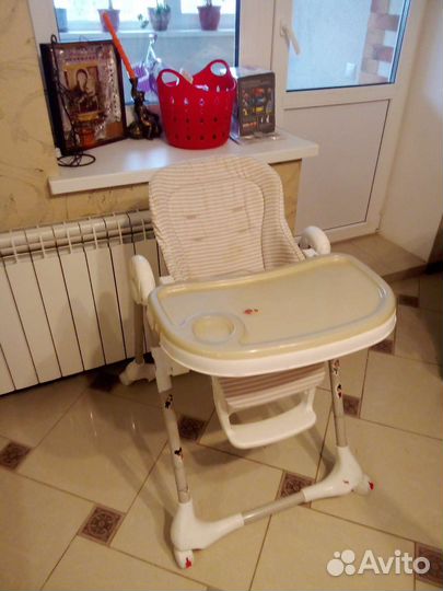 Стул для кормления