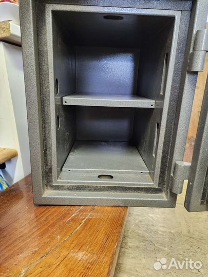 Сейф Valberg Гарант-49