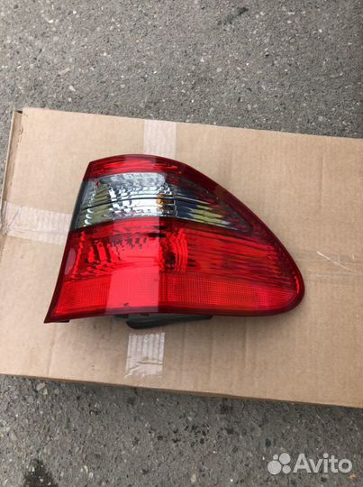 Фонарь угловой правый мерседес w211 е211