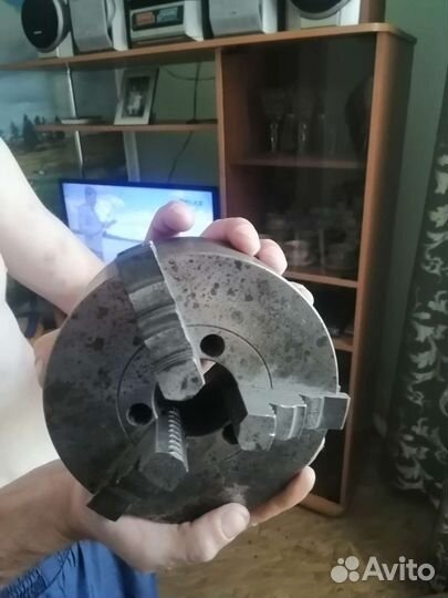 Головка на токарный станок