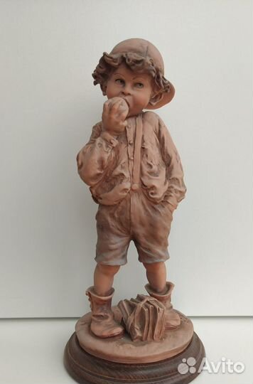 Статуэтка Capodimonte 