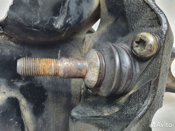 Кулак поворотный передний правый Bmw 5-Series E60