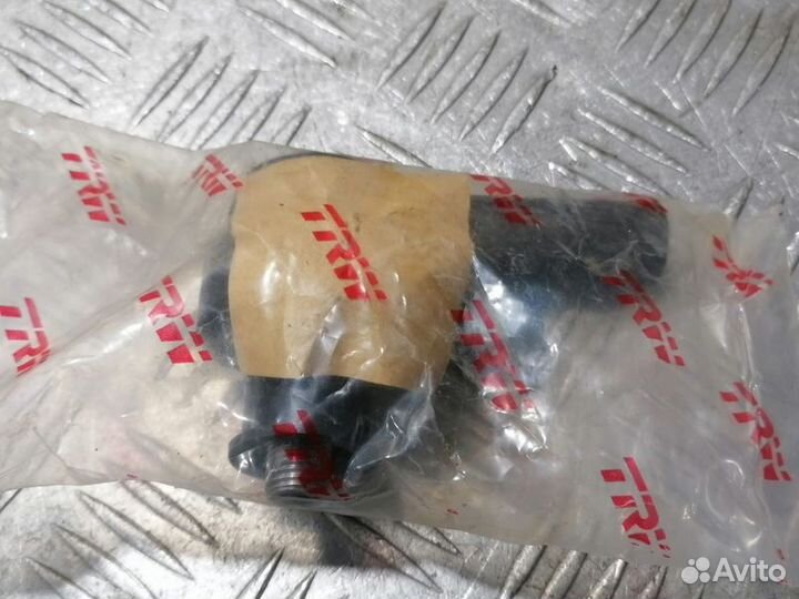 Наконечник рулевой Clk 208