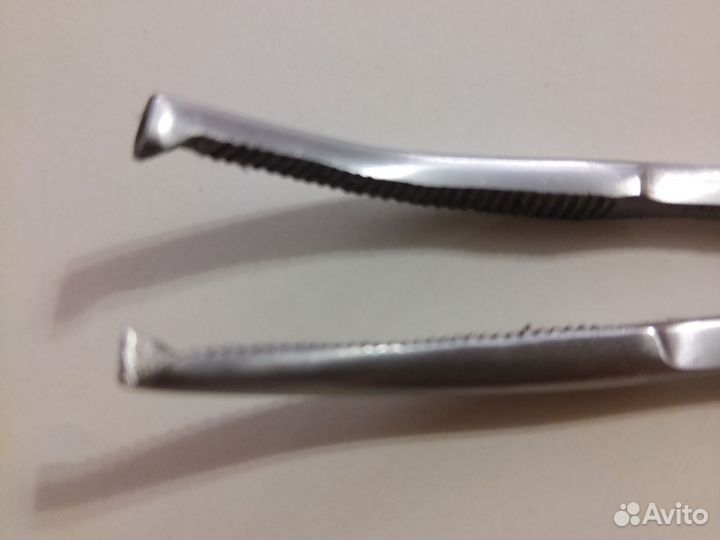 Зажим хирургический