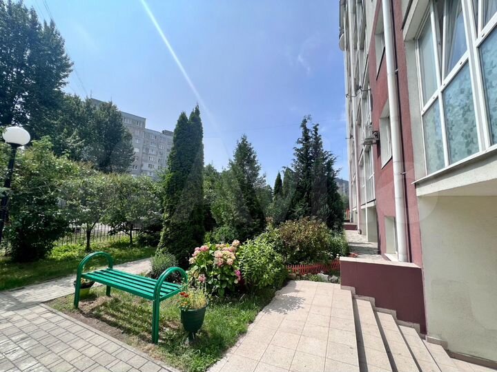 Продается коммерческая, 121 кв.м., 1/9 эт