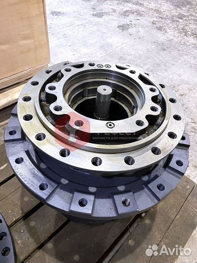 Редуктор хода Hitachi ZX250LCN-5B 9243839