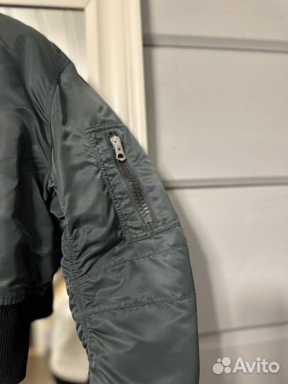 Acne studios бомбер двусторонний 36