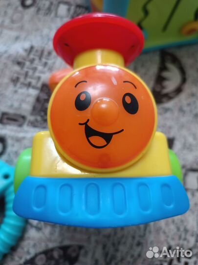 Паровозик на пульте управления для деток