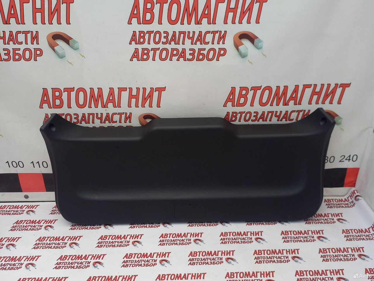 Обшивка крышки багажника Хавал Джулион Jolion