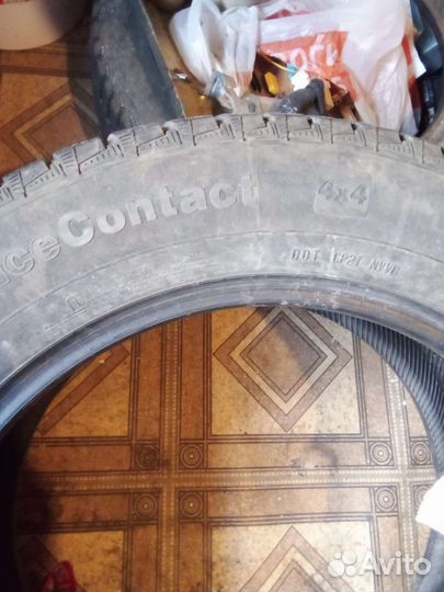 Continental IceContact 3 255/55 R18