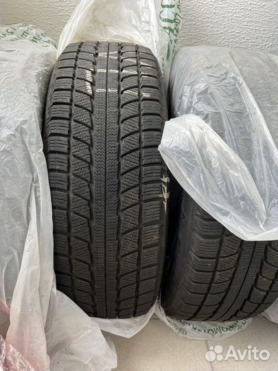 Triangle Snowlink TWT02 2.25/60 R17