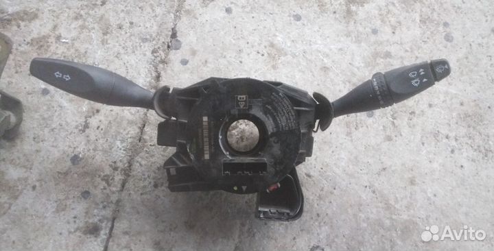 Fusion Fiesta 07г Переключатель в сборе подрулевой