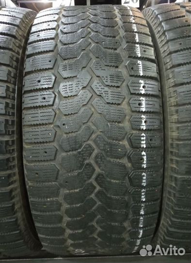 Yokohama Ice Guard F700Z 285/50 R20 99W