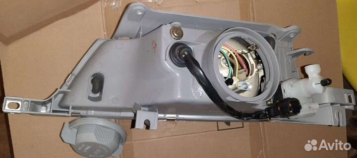 Фара правая для Daewoo Nexia 1998-2008, новая