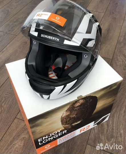 Мотошлем Schuberth R2 M57