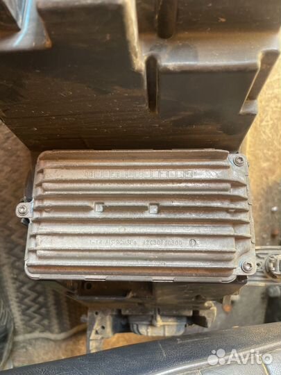 Блок розжига фар bmw x5 f15