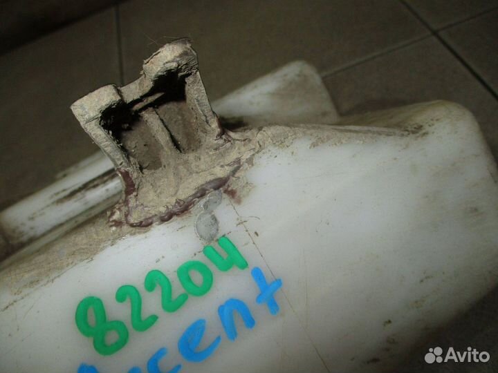 Бачок омывателя Hyundai Accent 2