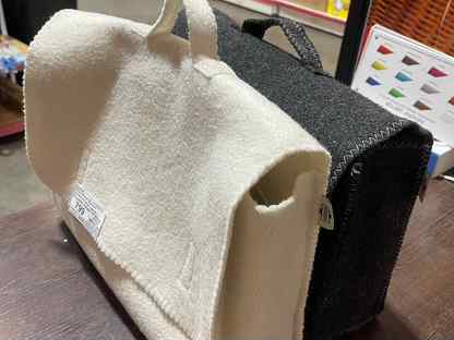 Paypoqda oyoqlar bilan onanizm porno