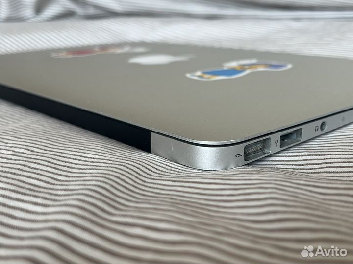 Apple MacBook Air 11