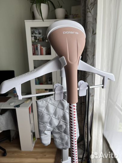 Отпариватель для одежды Polaris