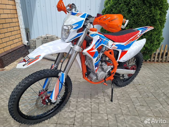 Мотоцикл BSE Z7