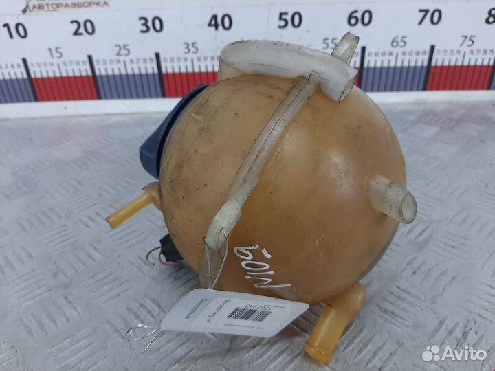 Бачок расширительный Volkswagen Golf 3 2000