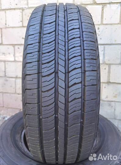 Kumho Road Venture APT KL51 245/70 R16 111H